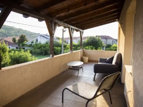 Sale, five bedroom apartment, 200m², Zabjelo, Podgorica - image 8