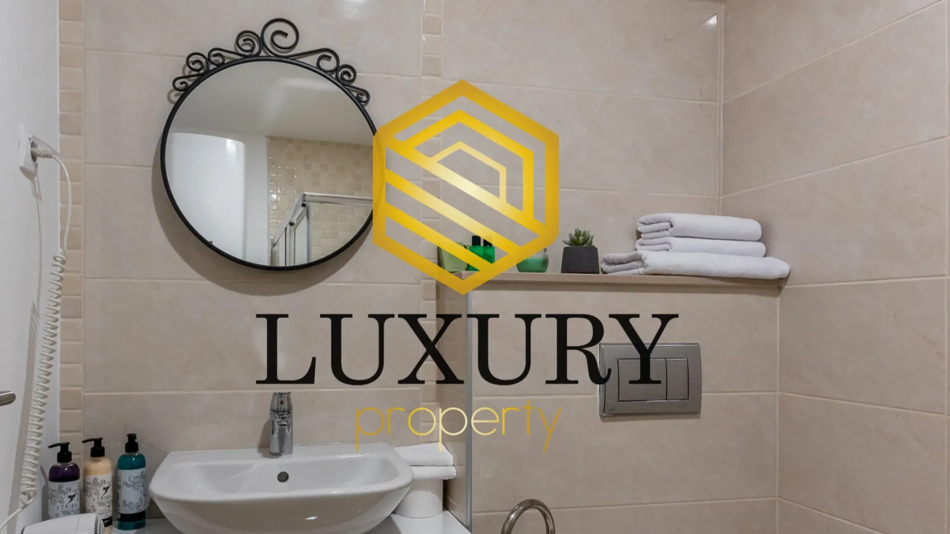 Sale, one bedroom apartment, 50m², Bečići, Budva