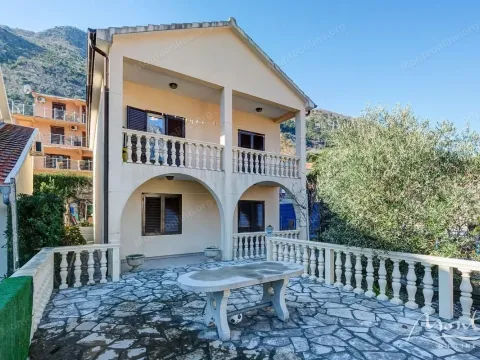 Sale, house, 140m², Muo, Kotor - image 2