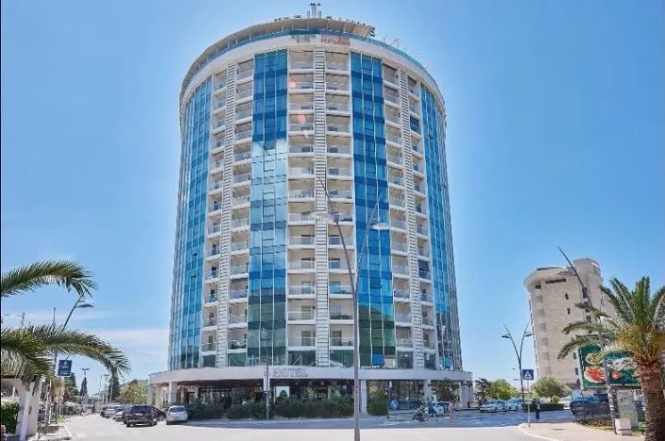 Prodaja, jednosoban stan, 62m², Centar, Budva