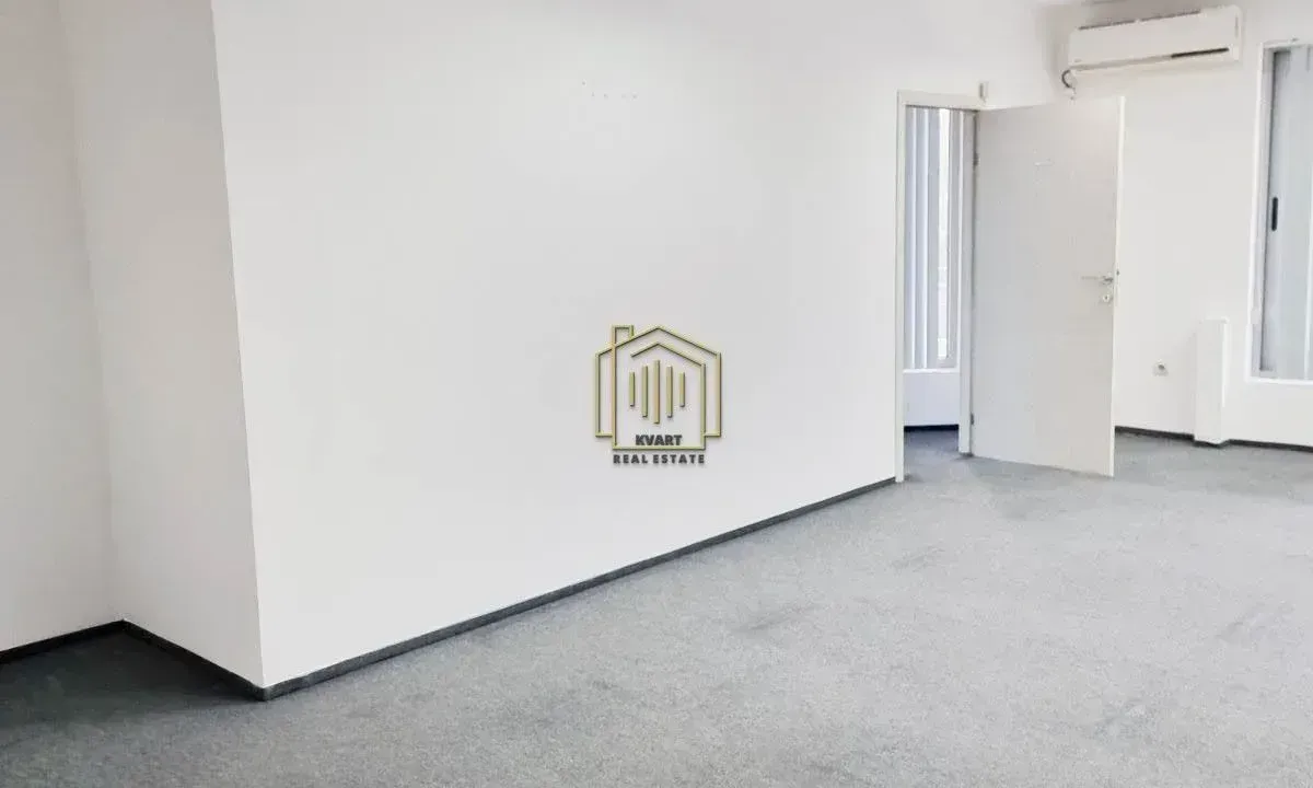 Rent, office space, 129m², Podgorica, Crna Gora