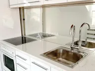 Izdavanje, trosoban stan, 135m², Savski Venac, Beograd - image 7