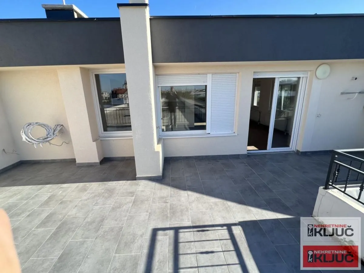 Prodaja, stan, 207m², Telep, Novi Sad Sve Podlokacije