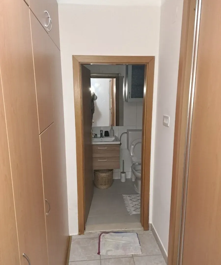 Rent, one bedroom apartment, 40m², Ljubović, Podgorica