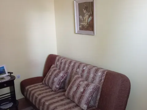 Rent, two bedroom apartment, 75m², Lepa Kata, Podgorica - image 5