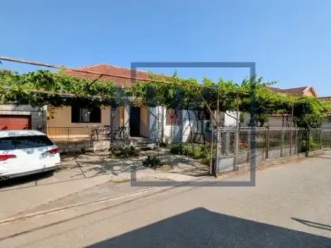 Prodaja, kuća, 120m², Gornja Gorica, Podgorica - image 2