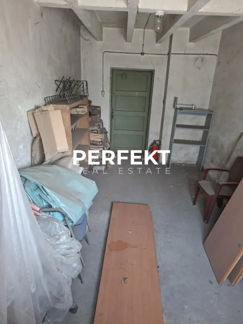 Prodaja, trosoban stan, 119m², Centar, Pančevo