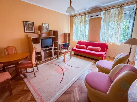 Izdavanje, kuća, 52m², Centar, Podgorica - image 3