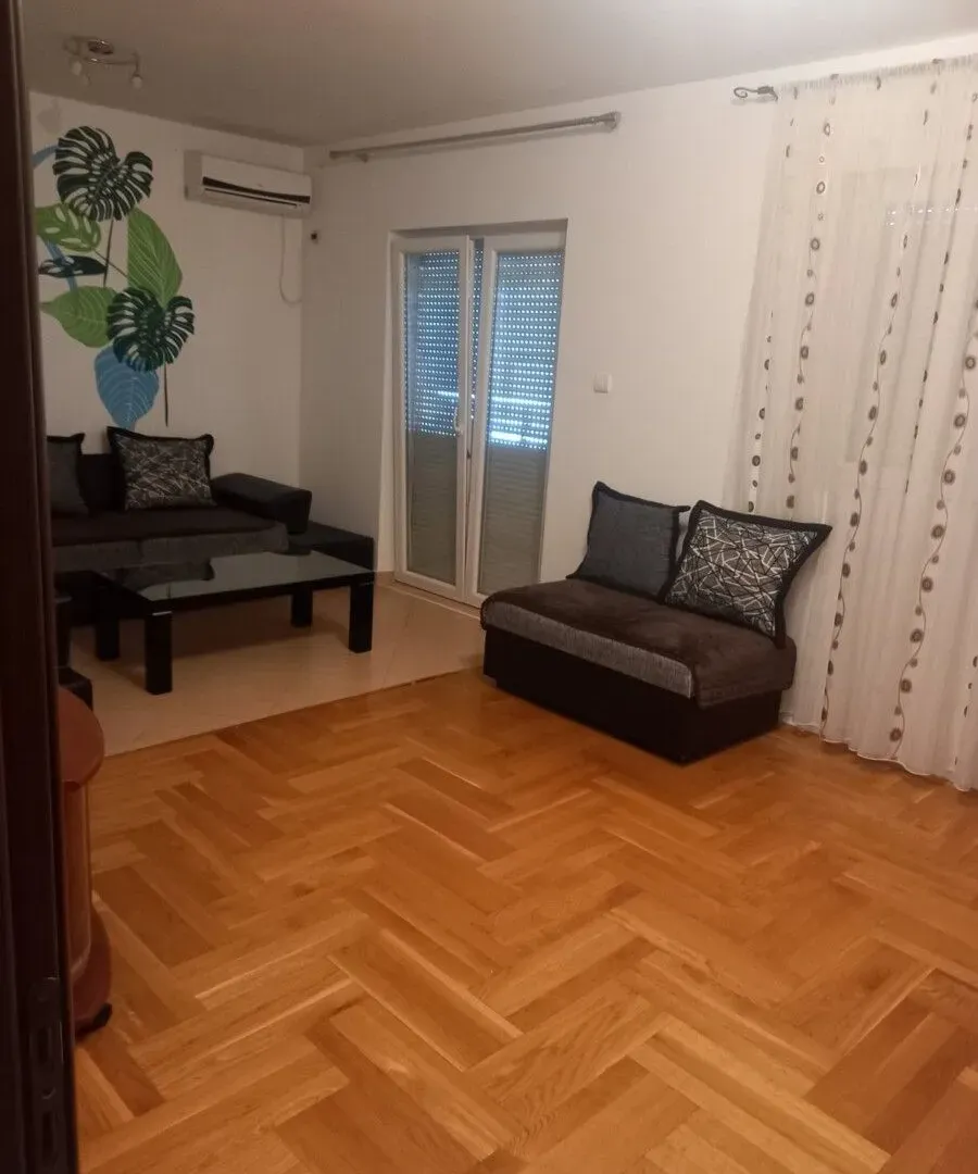 Prodaja, dvosoban stan, 98m², Ljubović, Podgorica