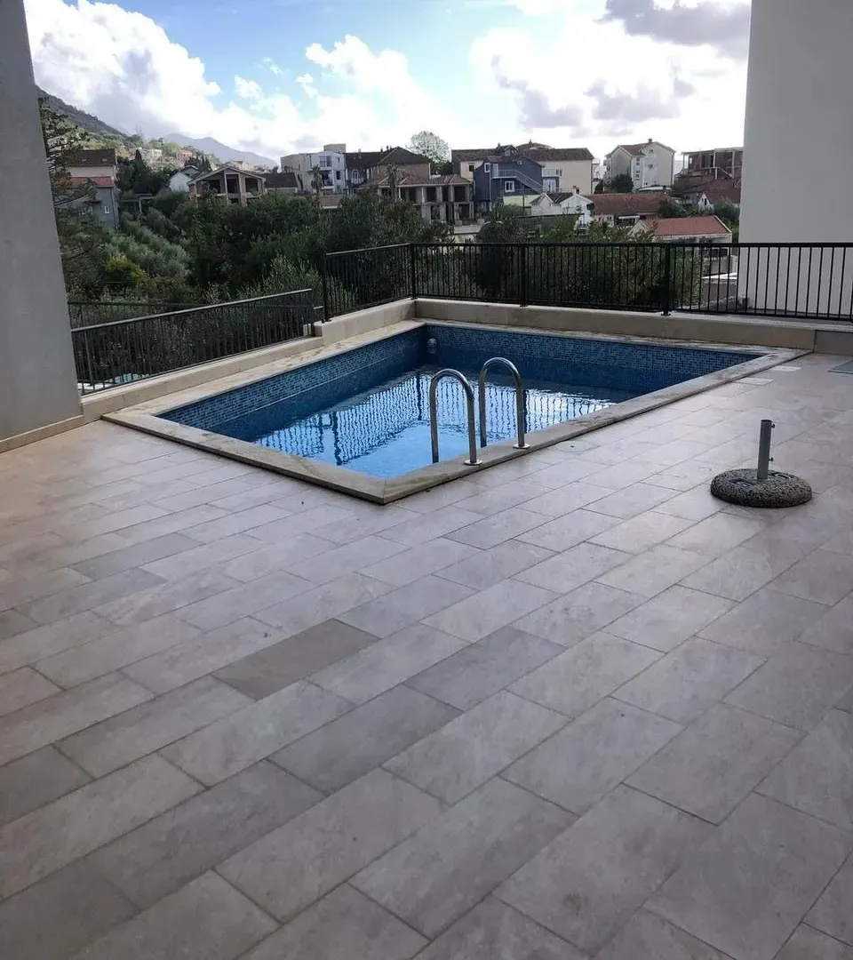 Rent, studio apartment, 25m², Mažina, Tivat