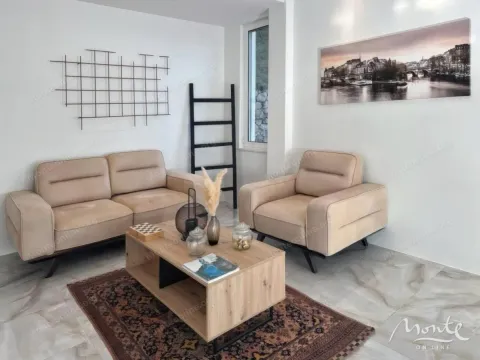 Prodaja, kuća, 240m², Dobre Vode, Bar - image 25