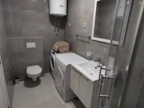 Izdavanje, trosoban stan, 86m², Zabjelo, Podgorica - image 9