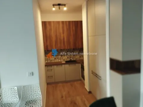 Rent, four bedroom apartment, 85m², Trošarina, Voždovac Sve Podlokacije - image 9