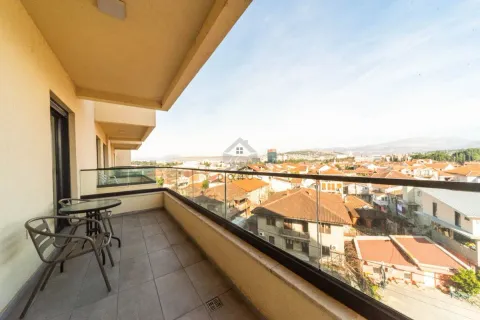 Rent, one bedroom apartment, 60m², Stara Varoš, Podgorica - image 12
