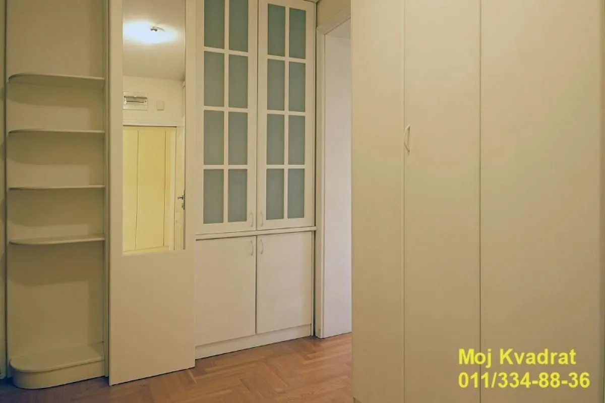 Prodaja, kuća, 143m², Uciteljsko Naselje, Zvezdara Sve Podlokacije