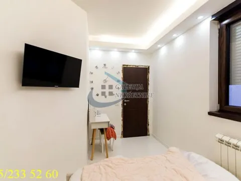 Sale, two bedroom apartment, 54m², Vračar Hram, Vračar Sve Podlokacije - image 10