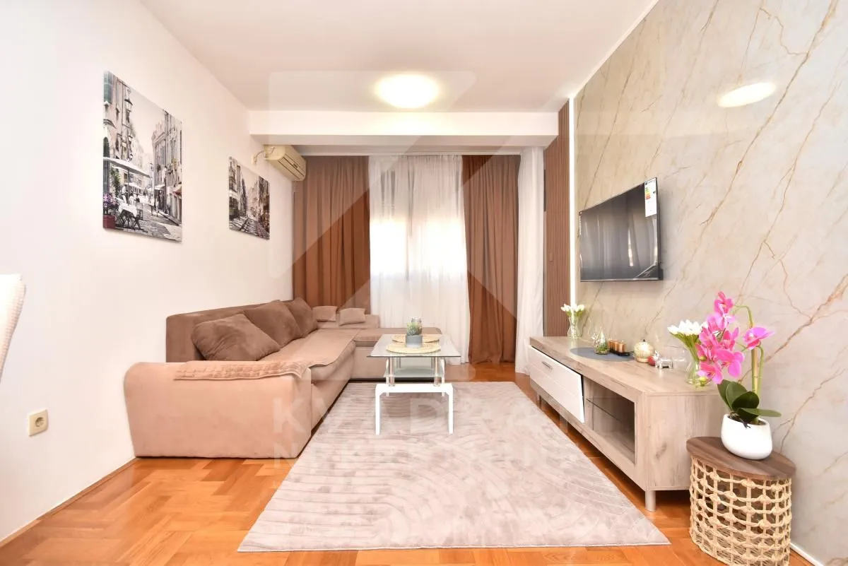 Prodaja, jednosoban stan, 40m², Stari Aerodrom, Podgorica