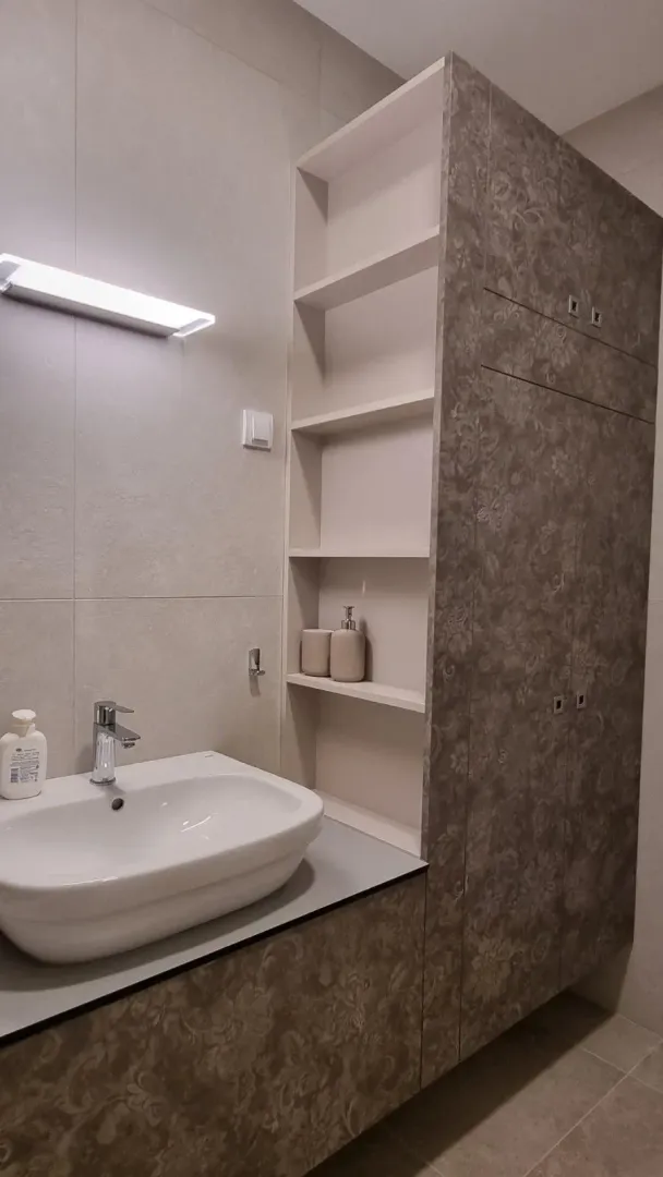 Rent, three bedroom apartment, 70m², Novi Beograd Blok 65, Novi Beograd Sve Podlokacije