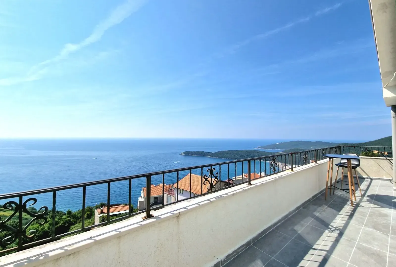 Rent, three bedroom apartment, 155m², Prijevor, Budva
