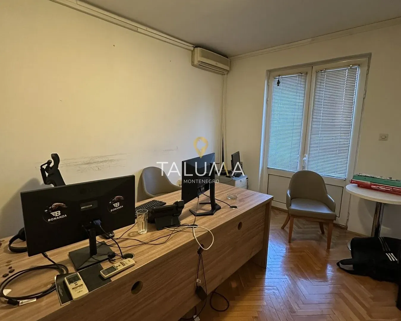 Rent, house, 360m², Momišići, Podgorica