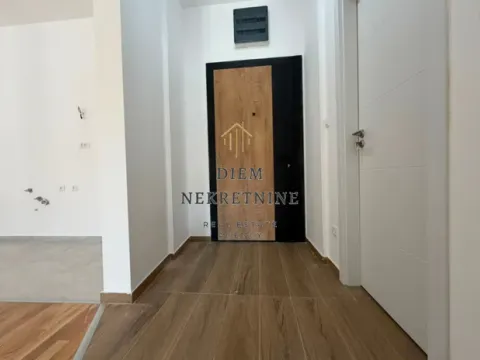 Prodaja, jednosoban stan, 45m², Tološi, Podgorica - image 4