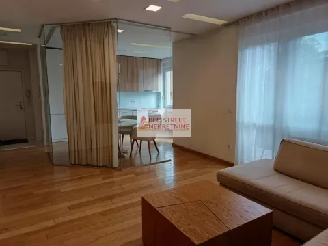 Izdavanje, trosoban stan, 80m², Slavija, Vračar Sve Podlokacije - image 2