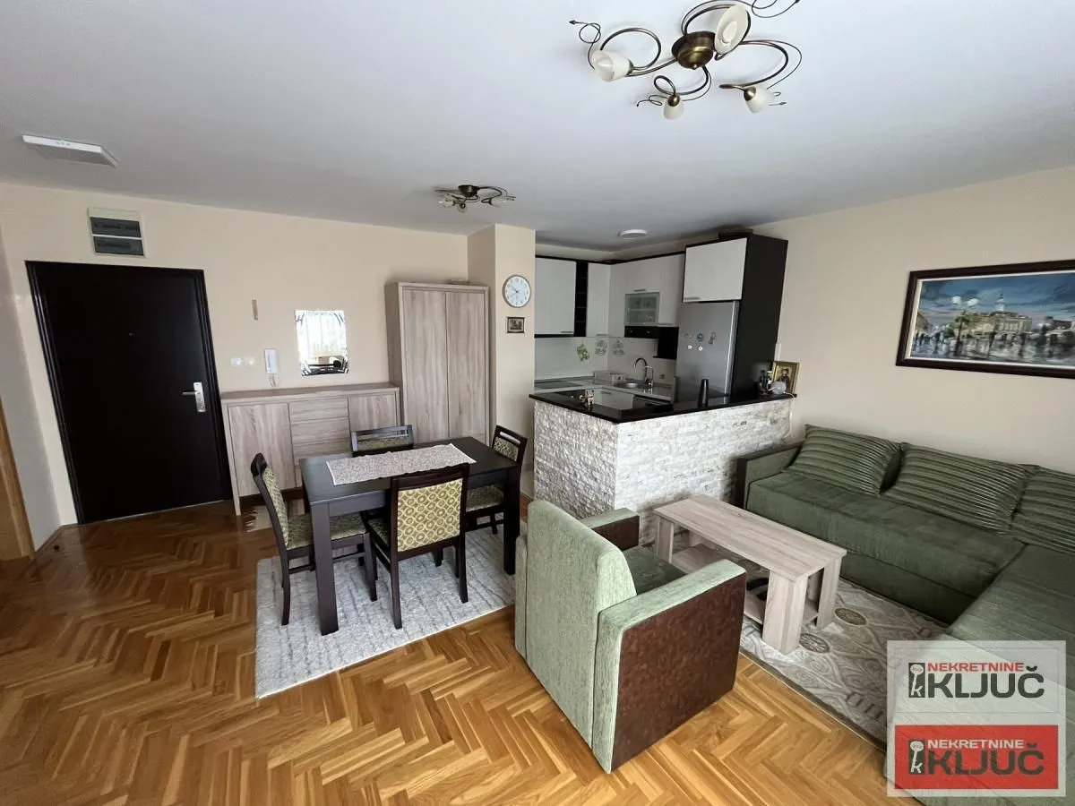 Prodaja, dvosoban stan, 43m², Podbara, Novi Sad Sve Podlokacije
