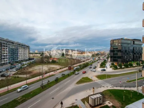 Rent, office space, 71m², Central Point, Podgorica - image 9