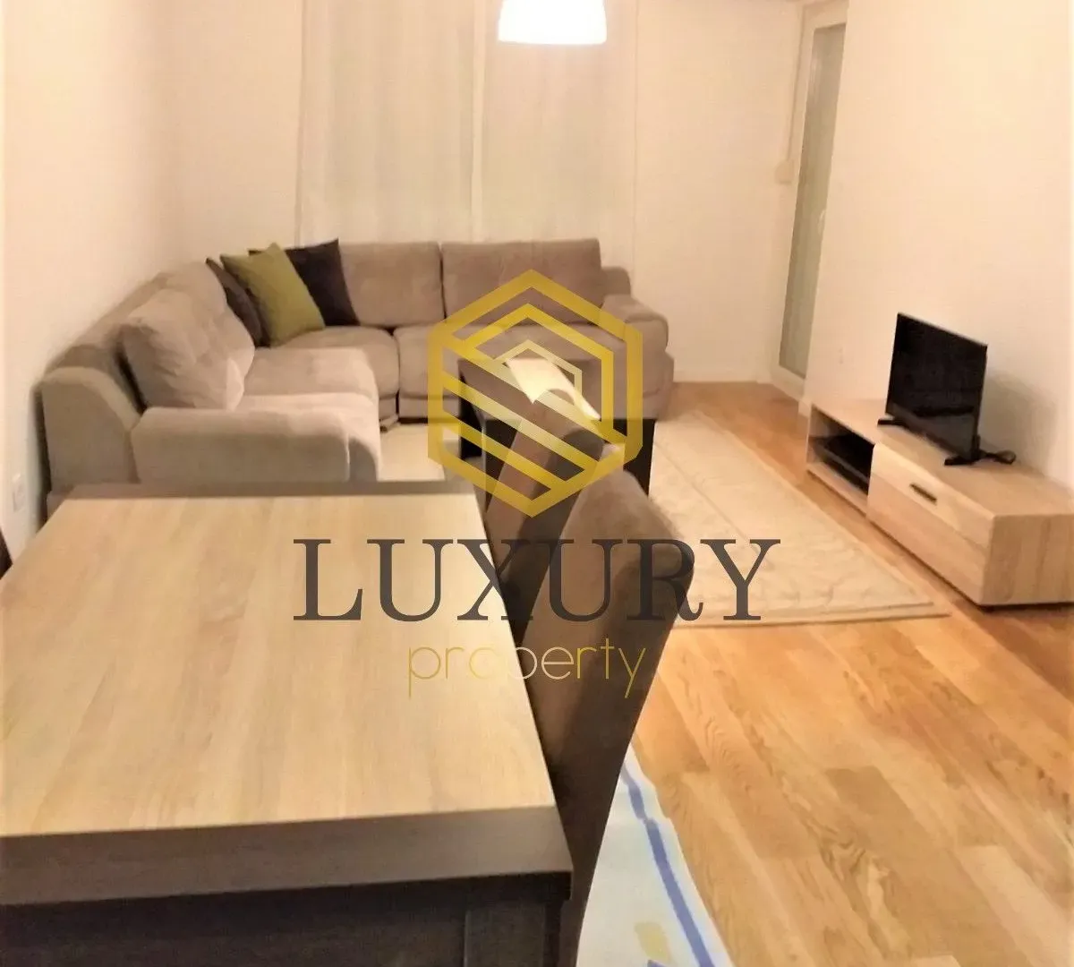 Prodaja, jednosoban stan, 49m², Central Point, Podgorica