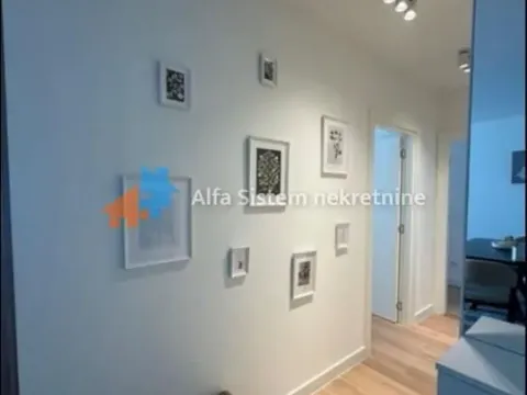 Izdavanje, trosoban stan, 86m², Savski Venac, Beograd - image 4