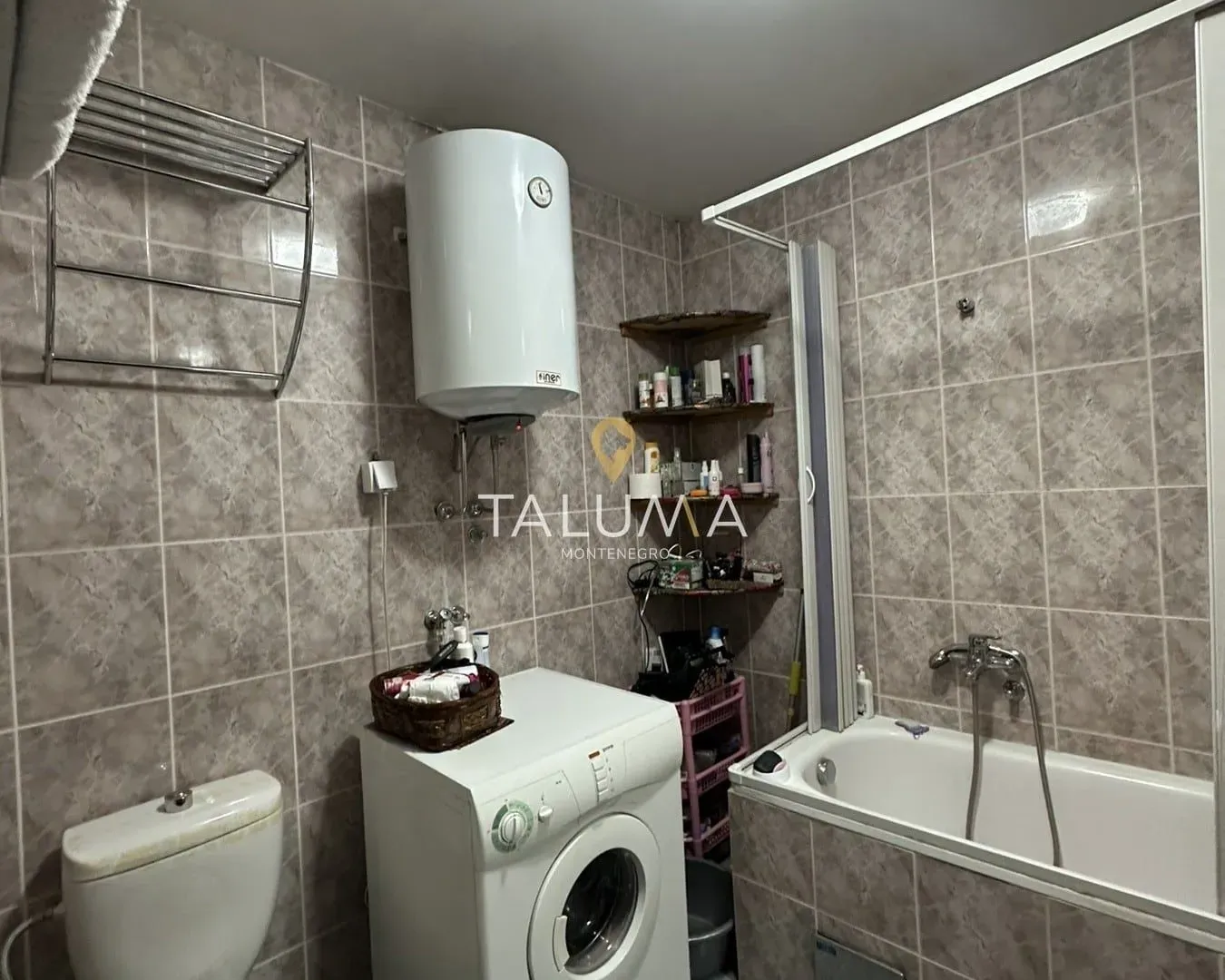 Prodaja, dvosoban stan, 103m², Stari Aerodrom, Podgorica