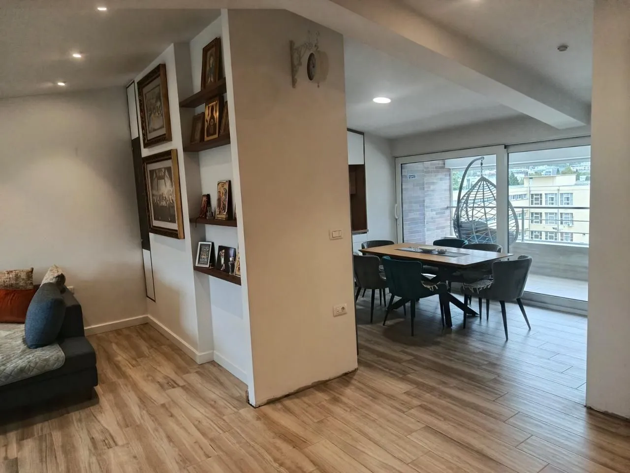 Izdavanje, kuća, 100m², Preko Morače, Podgorica