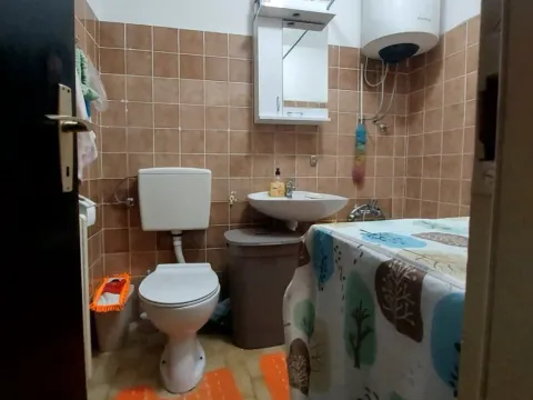 Prodaja, jednosoban stan, 62m², Integralovo, Nikšić - image 9