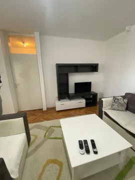 Rent, two bedroom apartment, 73m², Blok 6, Podgorica - image 2