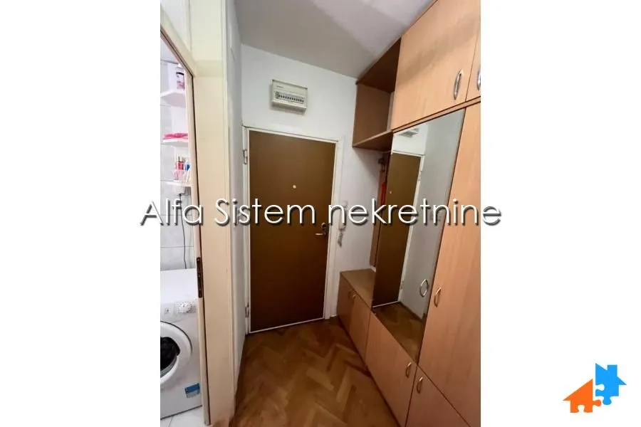 Rent, apartment, 40m², Južni Bulevar, Vračar Sve Podlokacije