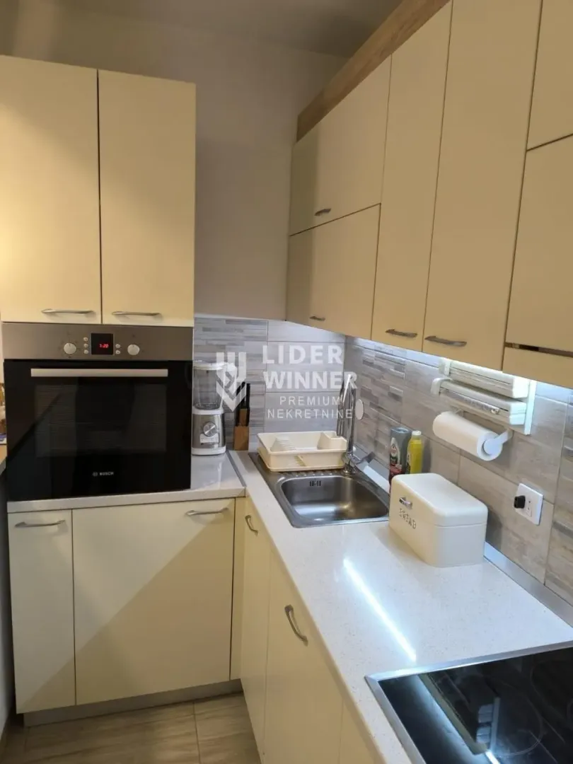 Sale, three bedroom apartment, 54m², Bajlonijeva Pijaca, Beograd