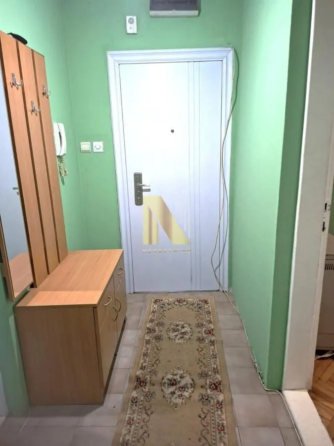Izdavanje, garsonjera, 34m², Podbara, Novi Sad Sve Podlokacije