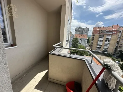 Izdavanje, trosoban stan, 74m², Medijana, Niš - image 11