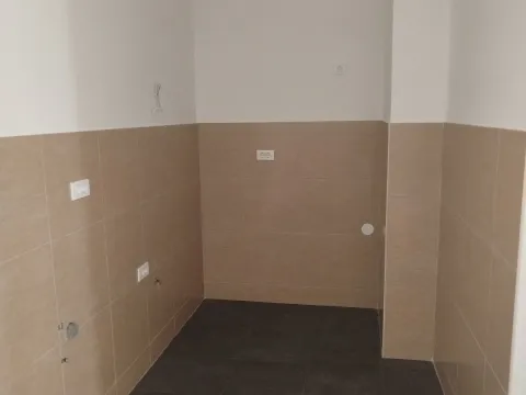 Rent, two bedroom apartment, 68m², Ljubović, Podgorica - image 4