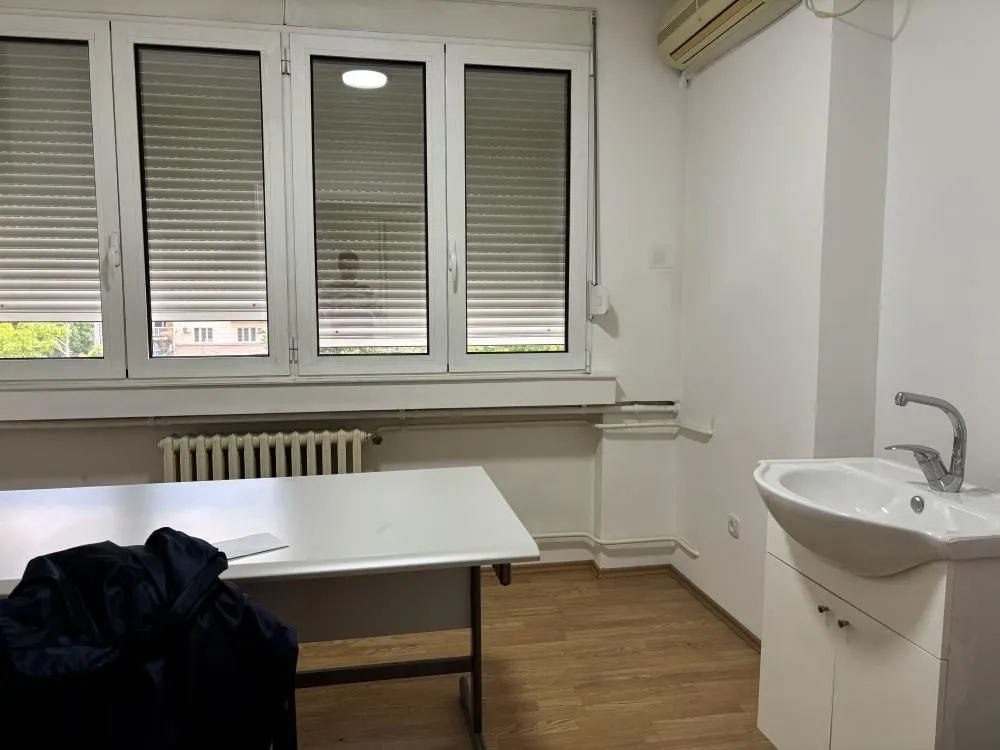 Rent, three bedroom apartment, 61m², Zemun Sve Podlokacije, Beograd