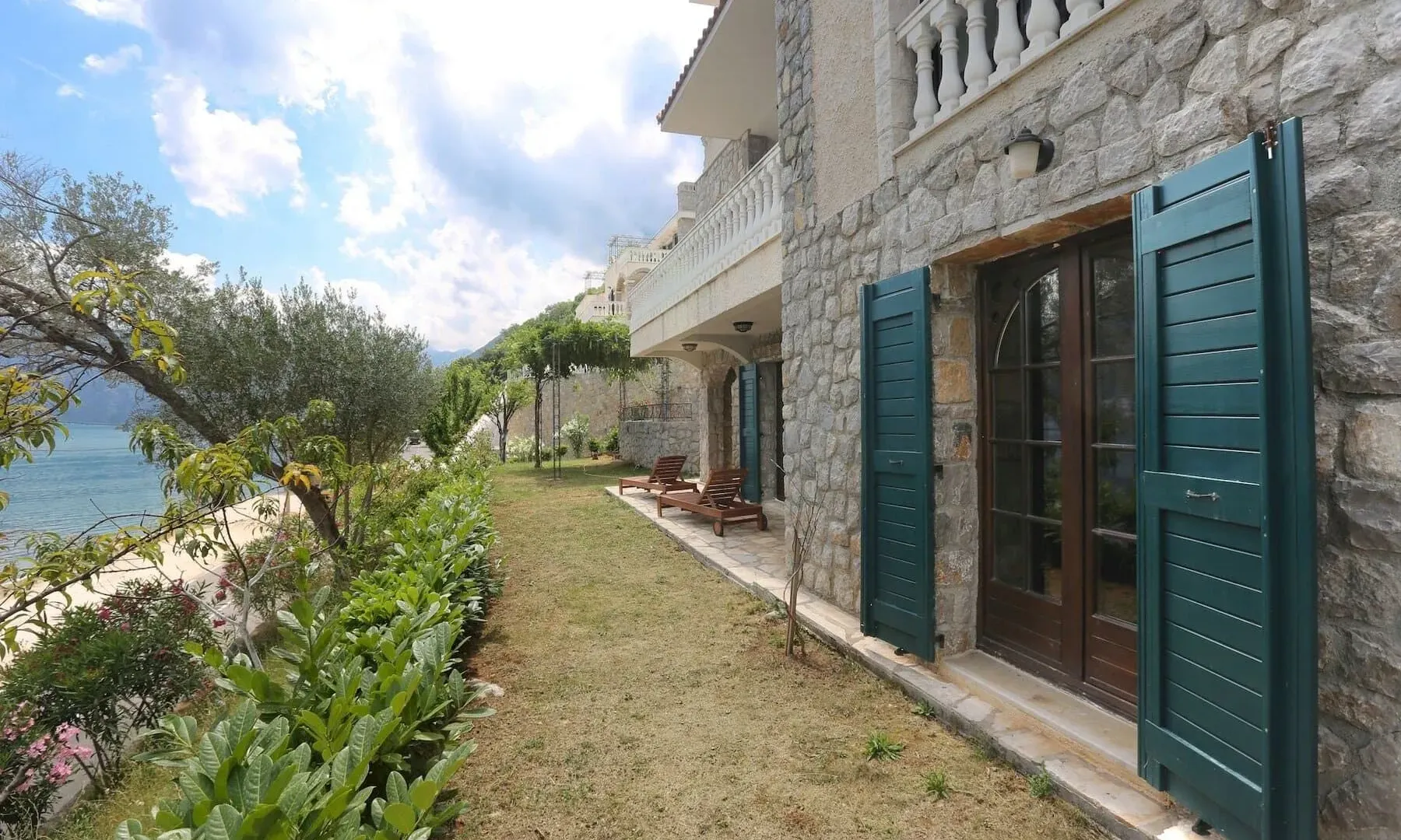 Sale, house, 235m², Kostanjica, Kotor
