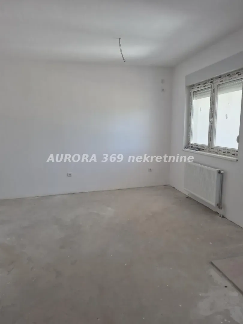 Sale, studio apartment, 40m², Ruma, Srbija