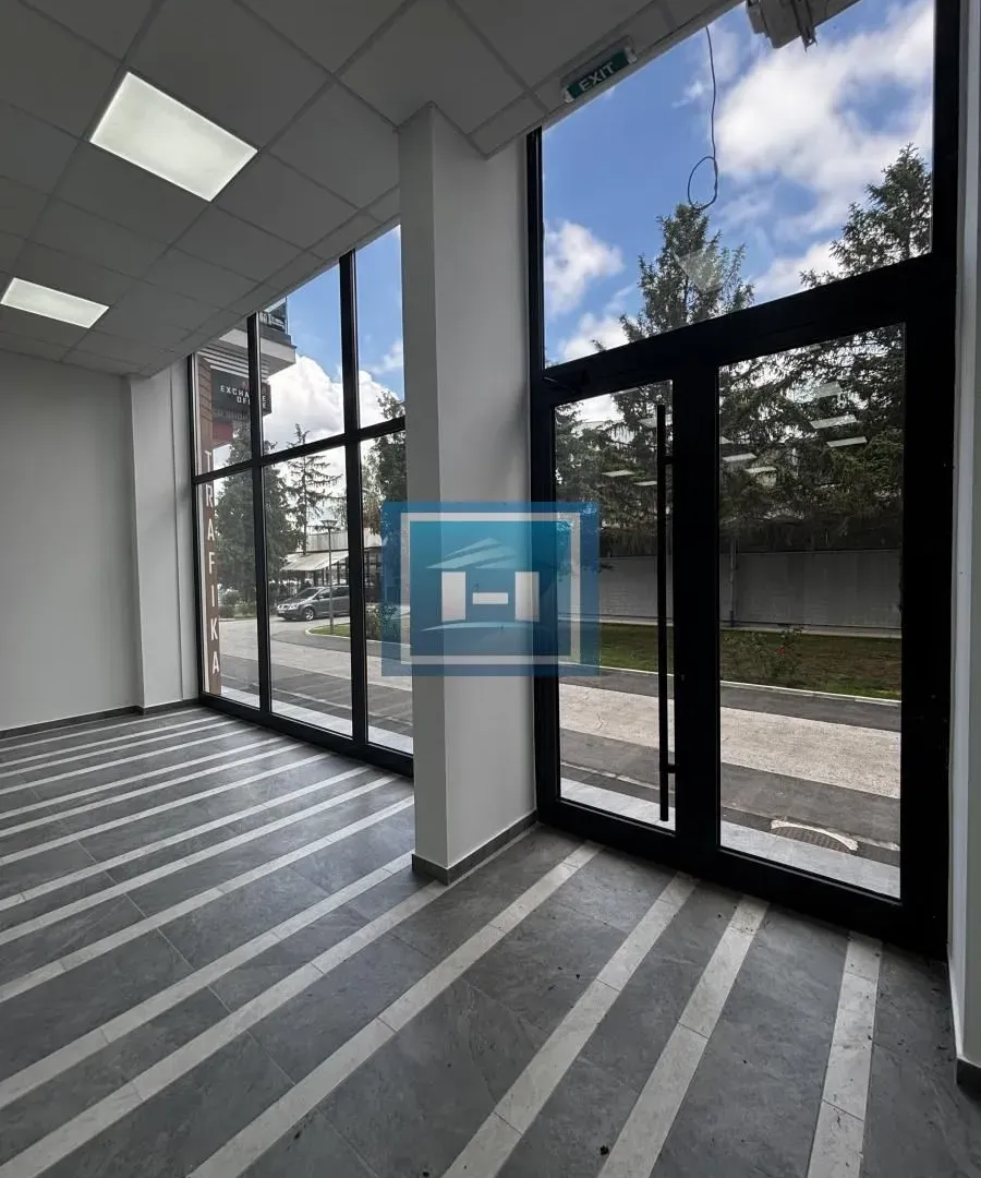 Rent, office space, 82m², Jagodina, Srbija