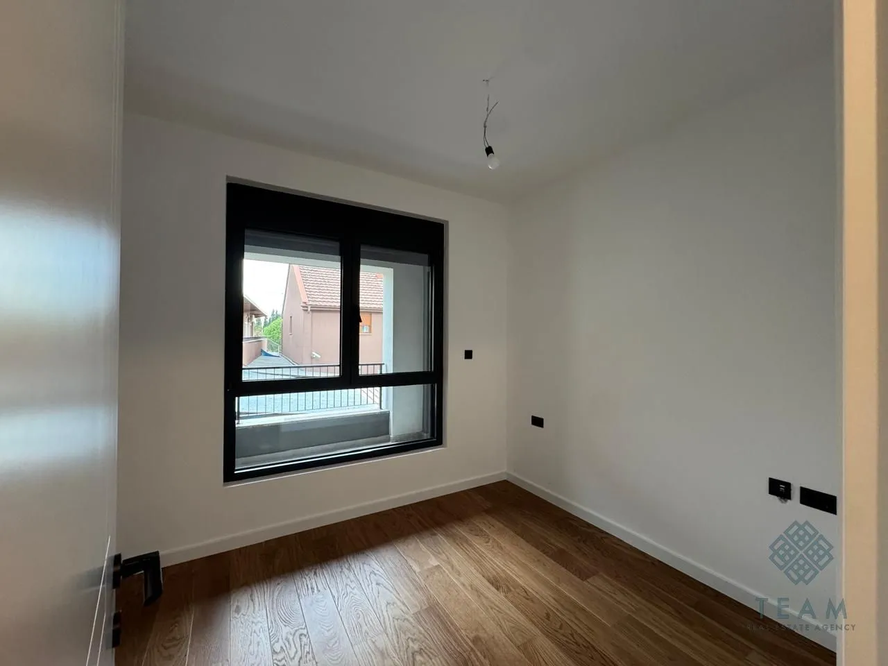 Prodaja, dvosoban stan, 63m², Tološi, Podgorica