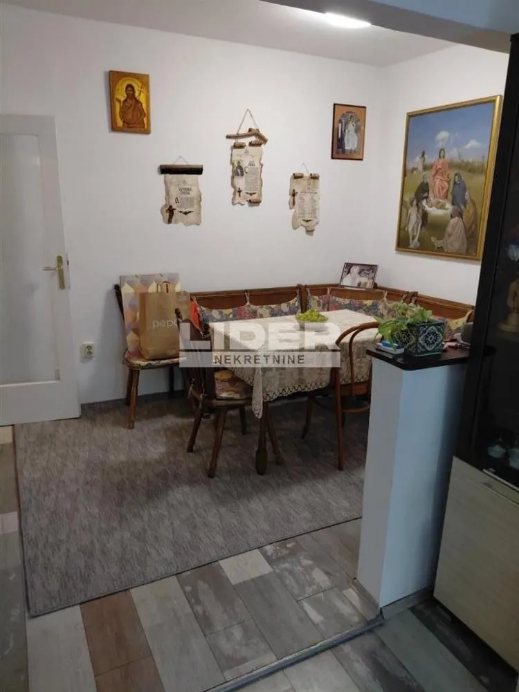Sale, two bedroom apartment, 65m², Novi Beograd Blok 28, Novi Beograd Sve Podlokacije