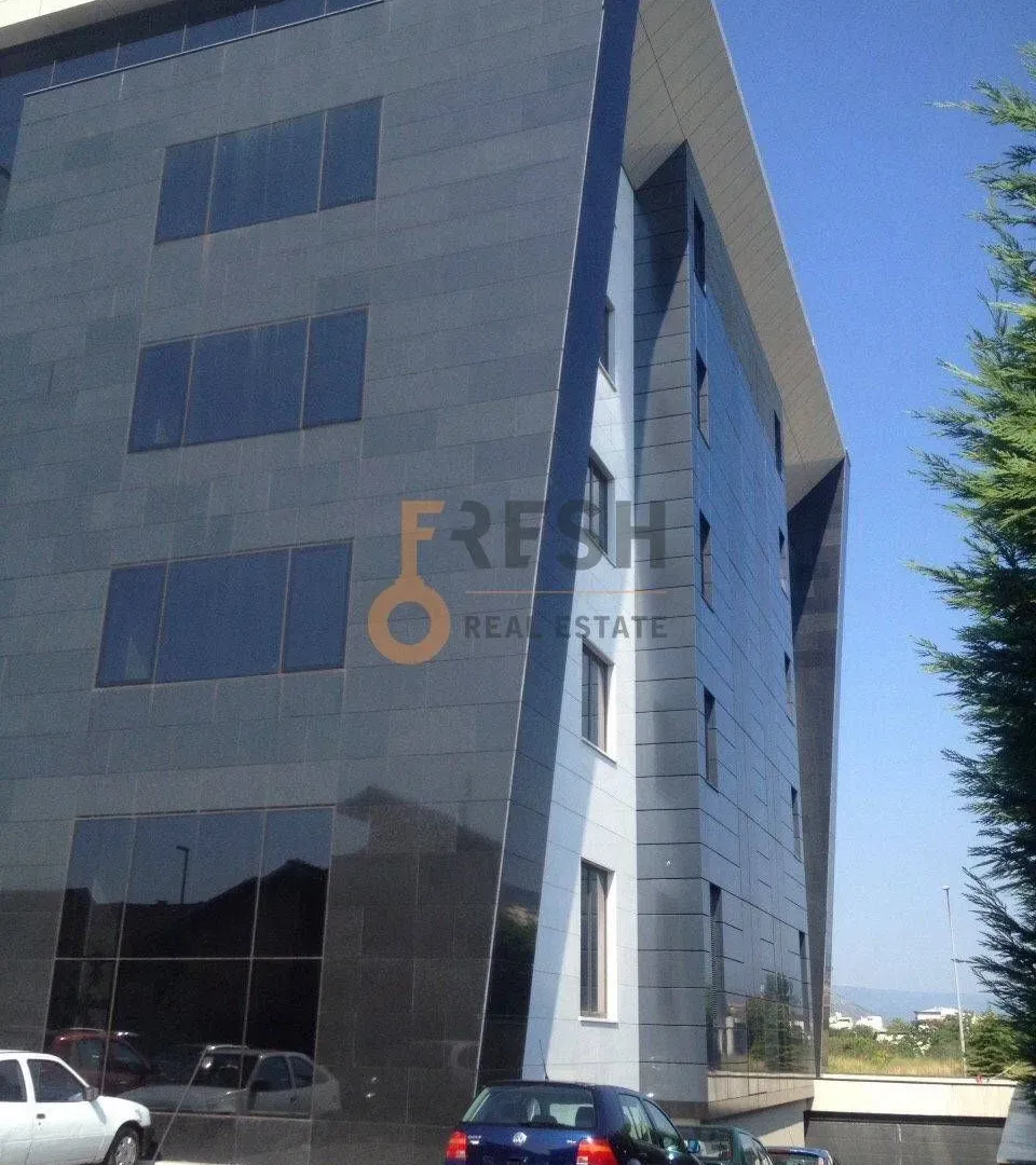 Sale, office space, 3500m², Stari Aerodrom, Podgorica