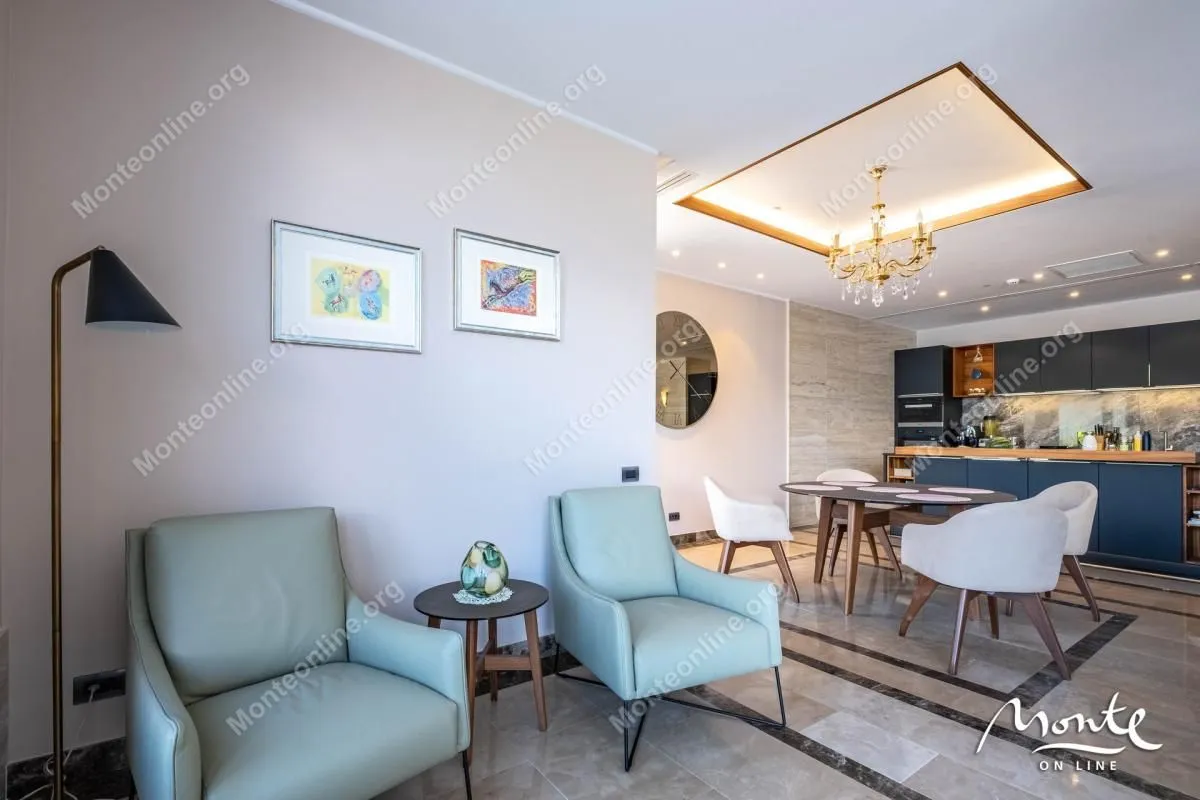 Prodaja, trosoban stan, 230m², Bogišići, Tivat