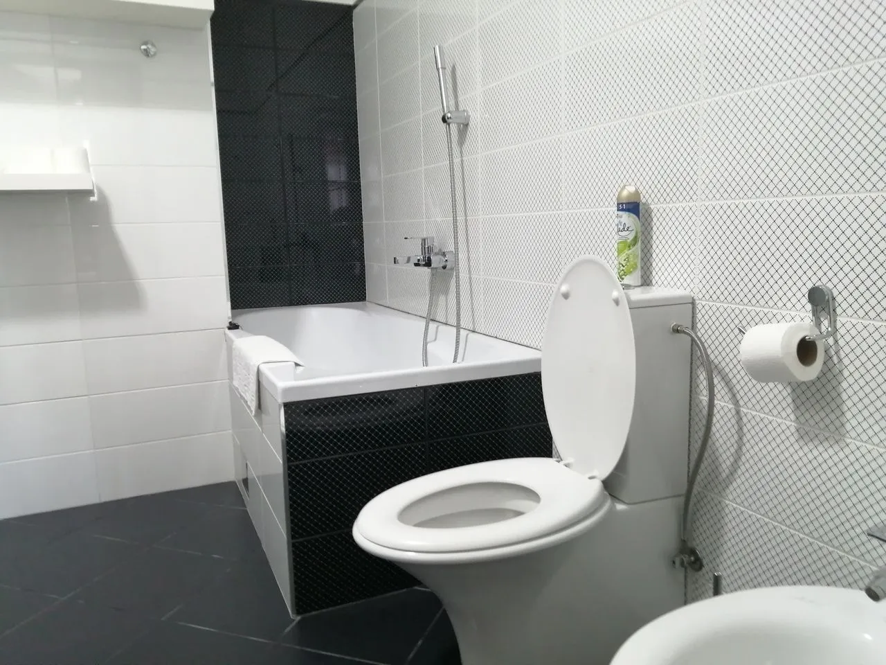 Prodaja, trosoban stan, 101m², Orahovac, Kotor
