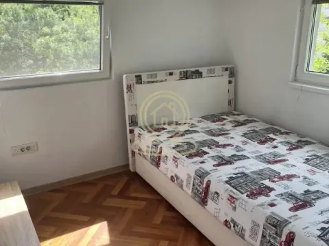 Rent, four bedroom apartment, 65m², Stari Grad, Beograd - image 11