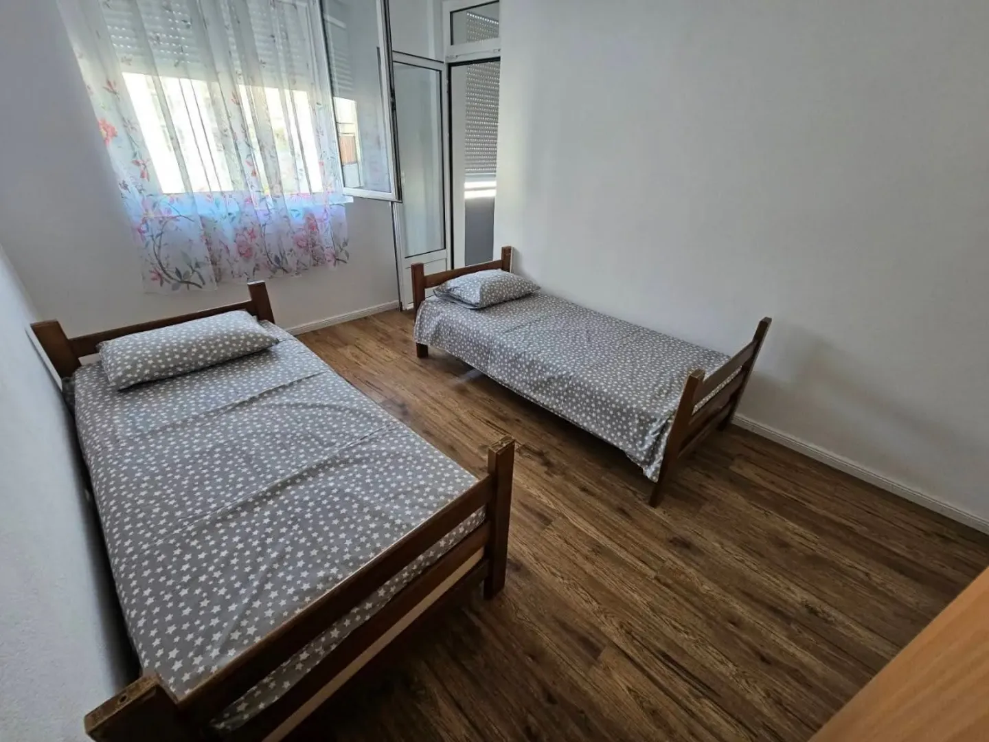 Rent, two bedroom apartment, 55m², Centar, Bar